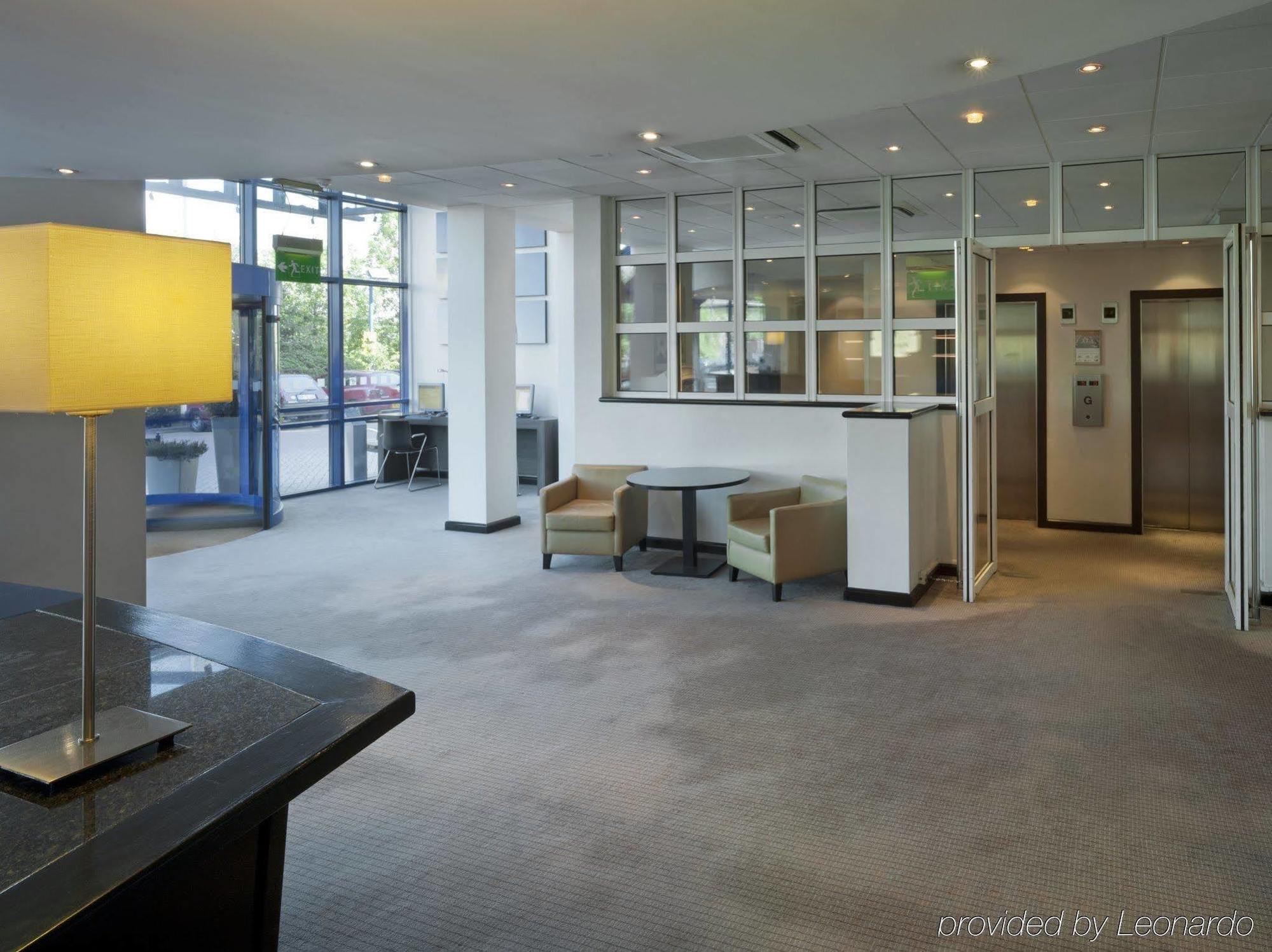 Holiday Inn London Brent Cross, An Ihg Hotel Экстерьер фото